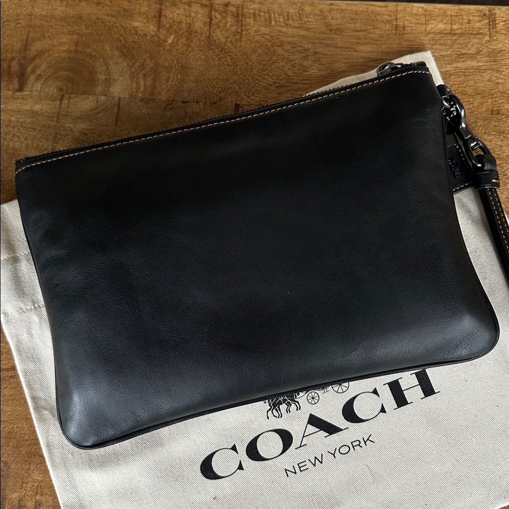 COACH Turnlock Wristlet 26 w/ Studded Rexy Varsity Patch - Picture 5 of 16